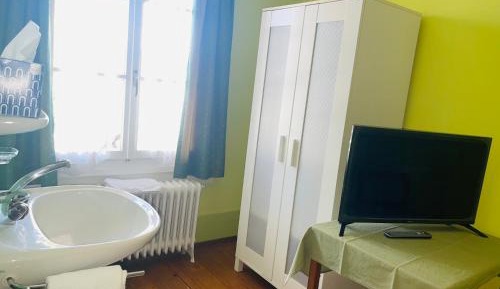 Budget Single Room