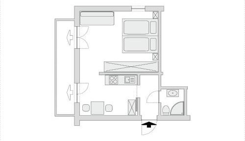 Studio with Balcony and Lake View