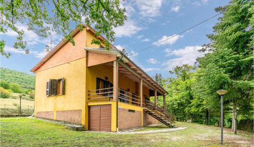 Three-Bedroom Holiday Home 