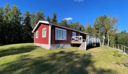 Three-Bedroom Holiday Home 