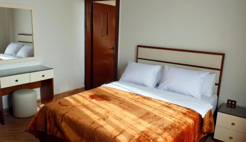 Deluxe King Room with Bathroom
