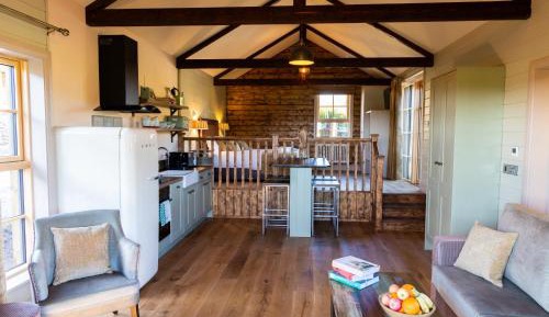 Large Studio Cabin 
