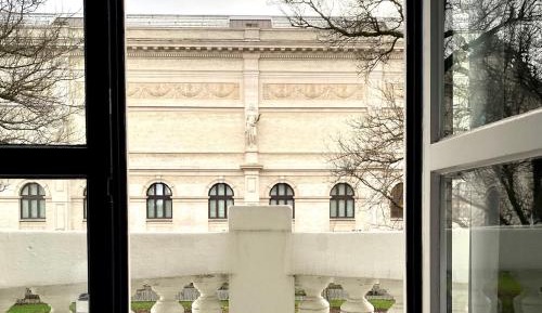 Queen Room with Balcony