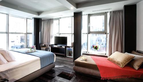 Superior Suite with Hot Tub