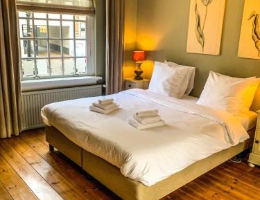 B&B 02