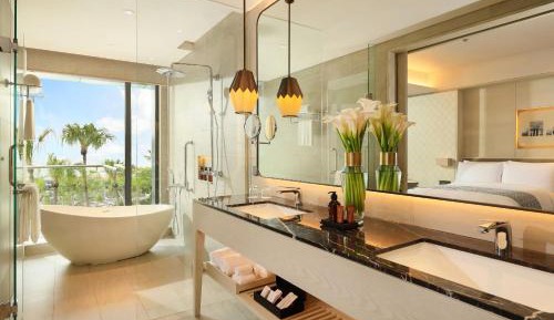 Premier Room