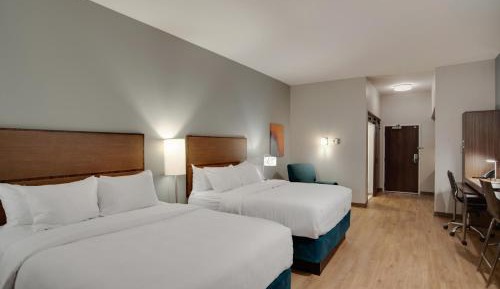 Queen Suite with Two Queen Beds - Non Smoking