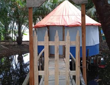 Deluxe Double Room (2 Adults + 1 Child)