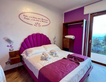 Double Room with Mountain View