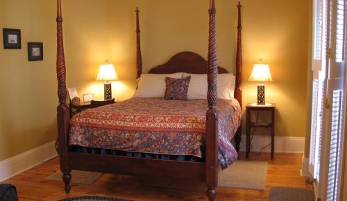 Queen Room