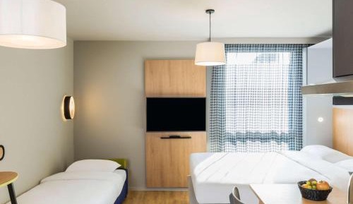 Studio (3 Adults)