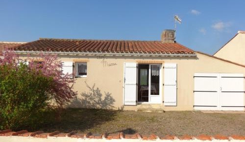 Holiday Home (4 Adults)