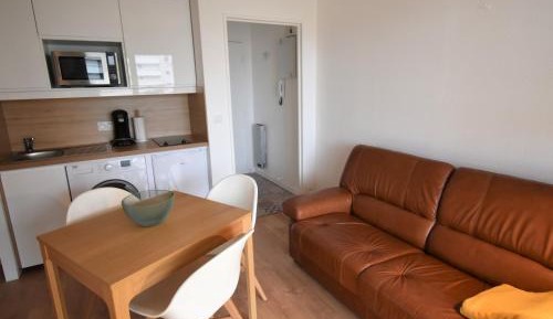Apartment (4 Adults)