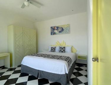 Deluxe King Room