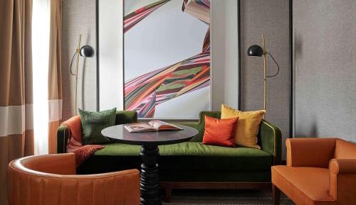 Deluxe Queen Room