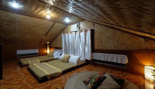 Deluxe Queen Room with Two Queen Beds