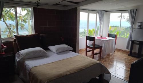 Suite with Hot Tub