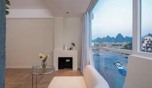 King Room with Spa Bath