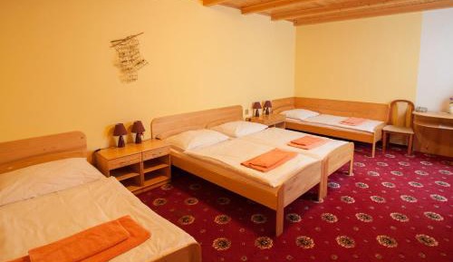Classic Quadruple Room