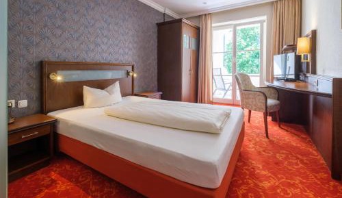 Single Room with Balcony