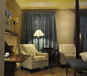 Queen Room