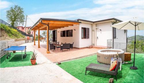 Three-Bedroom Holiday Home 