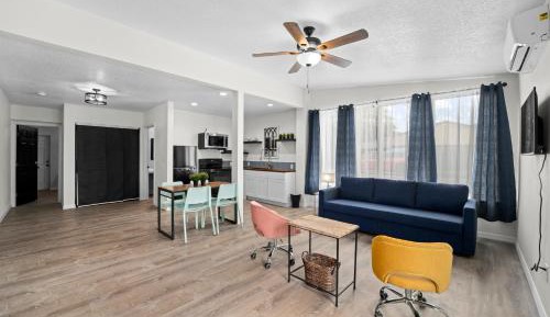 Deluxe Queen Suite