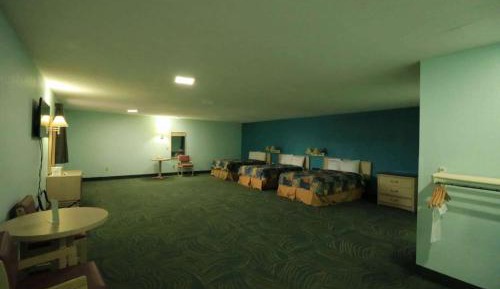 Deluxe Double Room with Two Double Beds - Disability Access - Non-Smoking