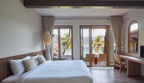 Deluxe Double Room with Bath