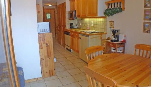 Apartment (4 Adults)