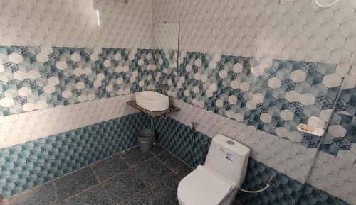 Deluxe Double Room with Balcony and Sea View