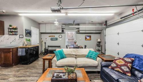 One-Bedroom House