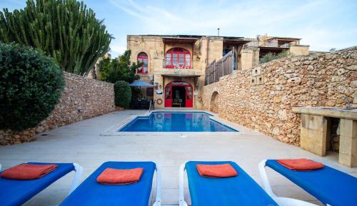 Three-Bedroom Holiday Home 