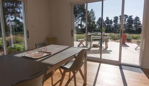 Holiday Home (6 Adults)