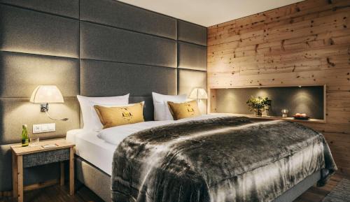 King Comfort Room