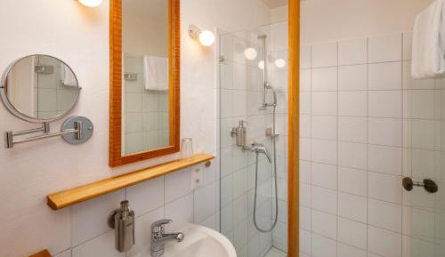 Single Room with Shower