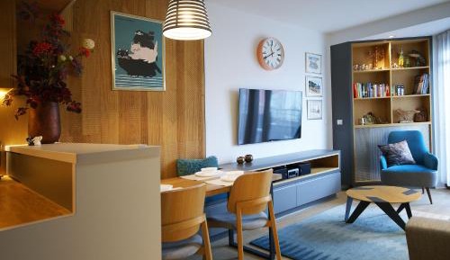 One-Bedroom Apartment