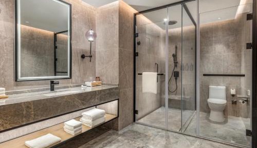 Executive Suite with Garden View