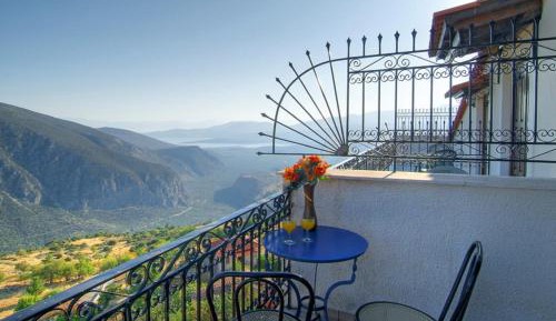 Double or Twin Room with Sea View