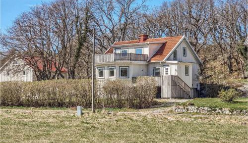 Five-Bedroom Holiday Home