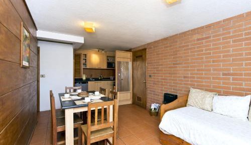 One-Bedroom Apartment with Sea View
