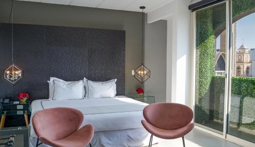 Deluxe Junior Suite