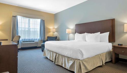 Queen Suite with Two Queen Beds