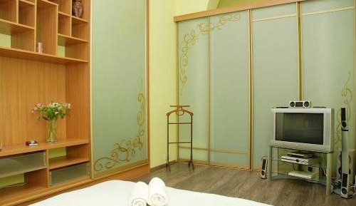 Two-Bedroom Apartment - Pushkinska 31V
