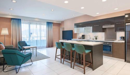 1 Bedroom Penthouse Suite, 1 King, Sofa bed, Top floor