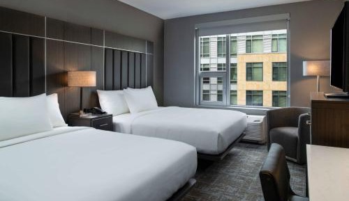 Double Queen Room