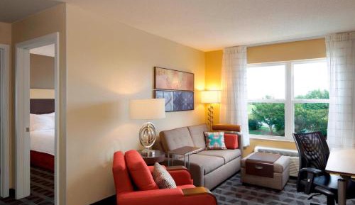 Two-Bedroom King Suite