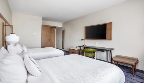 Double Queen Room
