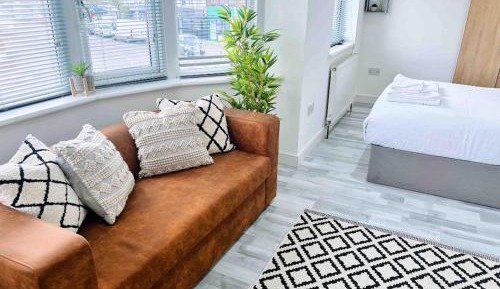 Double or Twin Room with Private Bathroom