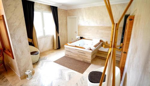 Suite with Sauna